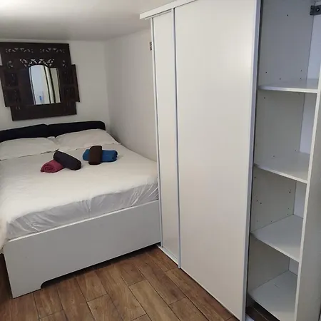 Individuel Dans Charmante Maison De A La Francaise * Gagny